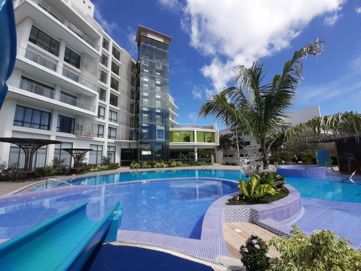 Winrich Hotel Mactan Exterior photo
